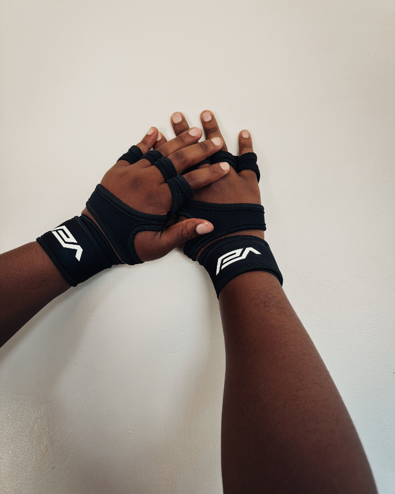 Canopy Clutch Gloves